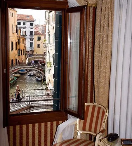 洛坎达卡弗摩萨酒店 3*